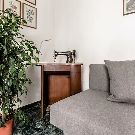La Casa Di Eugenio Naples